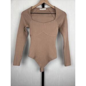 Abercrombie & Fitch Knit Bodysuit Size Small Beige Sweetheart Neck Long Sleeve
